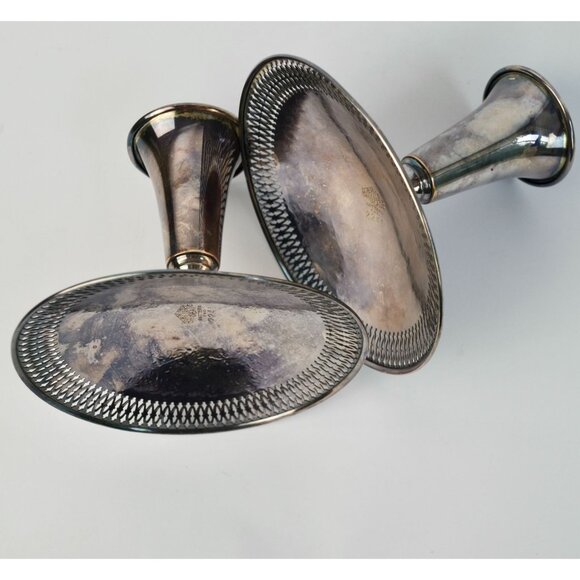 Vintage B. M. Co. Brocade 2241 Pierced Embossed Candlesticks Pair Silverplate Be - Picture 6 of 8